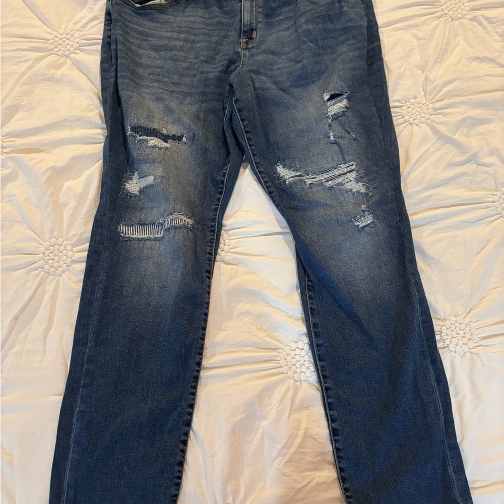 Ava & Viv Women’s Skinny Distressed Denim Jeans